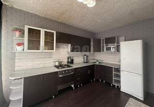 Дом 166м², 3-этажный, участок 13 сот.