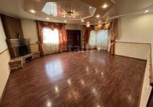Дом 440м², 2-этажный, участок 9 сот.  