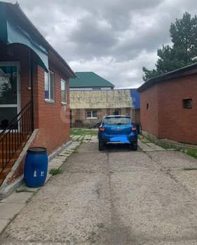 Дом 225м&sup2;, 2-этажный, участок 11 сот.  