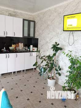 Дом 220м², 2-этажный, участок 10 сот.  
