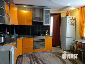 Коттедж 181м², 2-этажный, участок 9 сот.  