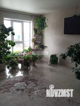Дом 220м², 2-этажный, участок 10 сот.  