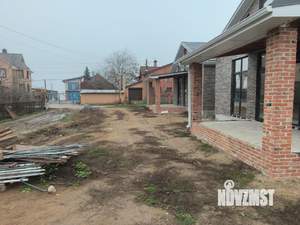 Дом 150м&sup2;, 2-этажный, участок 4 сот.  