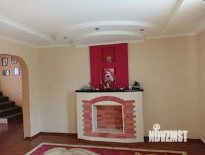 Коттедж 181м², 2-этажный, участок 9 сот.  
