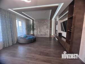 Дом 260м&sup2;, 4-этажный, участок 9 сот.  