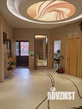Коттедж 295м², 3-этажный, участок 748 сот.  
