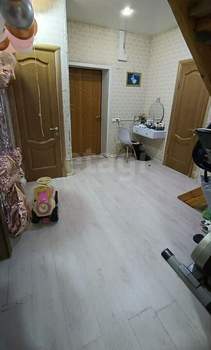Дом 81м&sup2;, 2-этажный, участок 10 сот.  