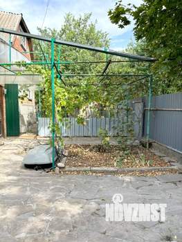 Дом 100м&sup2;, 1-этажный, участок 10 сот.  