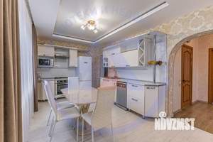 Дом 207м&sup2;, 2-этажный, участок 12 сот.  