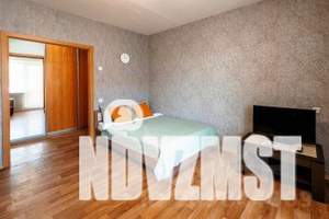 1-к квартира, посуточно, 40м2, 7/10 этаж