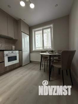 1-к квартира, посуточно, 33м2, 10/10 этаж