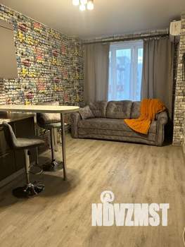 1-к квартира, посуточно, 50м2, 7/10 этаж