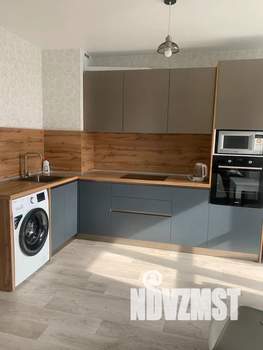 Студия квартира, посуточно, 32м2, 4/10 этаж