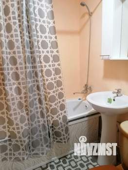 1-к квартира, посуточно, 34м2, 4/5 этаж