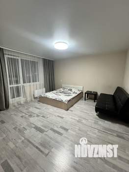 1-к квартира, посуточно, 37м2, 4/10 этаж