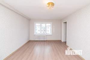 4-к квартира, вторичка, 59м2, 5/5 этаж