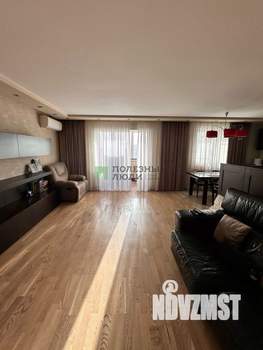3-к квартира, вторичка, 104м2, 8/10 этаж