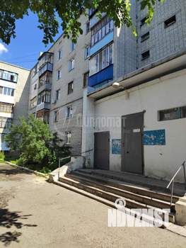 2-к квартира, вторичка, 39м2, 1/5 этаж