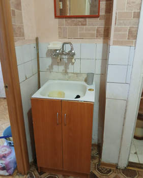 2-к квартира, вторичка, 23м2, 1/5 этаж