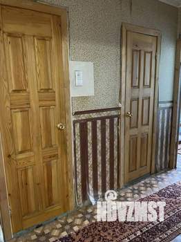 3-к квартира, вторичка, 63м2, 8/9 этаж
