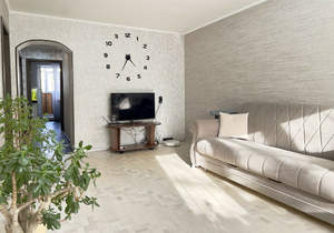 4-к квартира, вторичка, 75м2, 2/5 этаж
