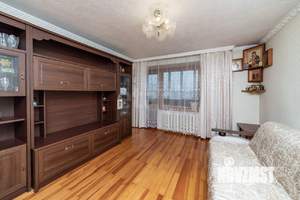 4-к квартира, вторичка, 74м2, 9/9 этаж