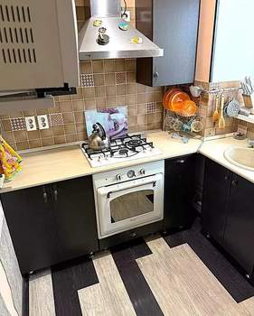 3-к квартира, вторичка, 43м2, 5/5 этаж