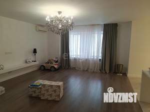 3-к квартира, вторичка, 126м2, 2/5 этаж