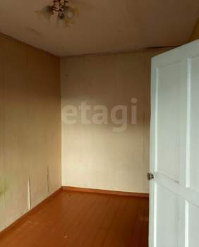 2-к квартира, вторичка, 40м2, 4/4 этаж