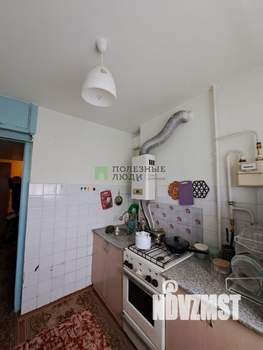 3-к квартира, вторичка, 58м2, 3/5 этаж