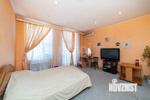 3-к квартира, вторичка, 82м2, 4/4 этаж