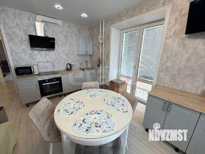 2-к квартира, вторичка, 64м2, 12/16 этаж