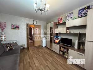 3-к квартира, вторичка, 61м2, 5/5 этаж