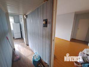 3-к квартира, вторичка, 59м2, 2/2 этаж