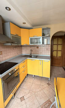 3-к квартира, вторичка, 63м2, 4/10 этаж