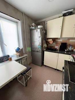 2-к квартира, вторичка, 42м2, 1/5 этаж